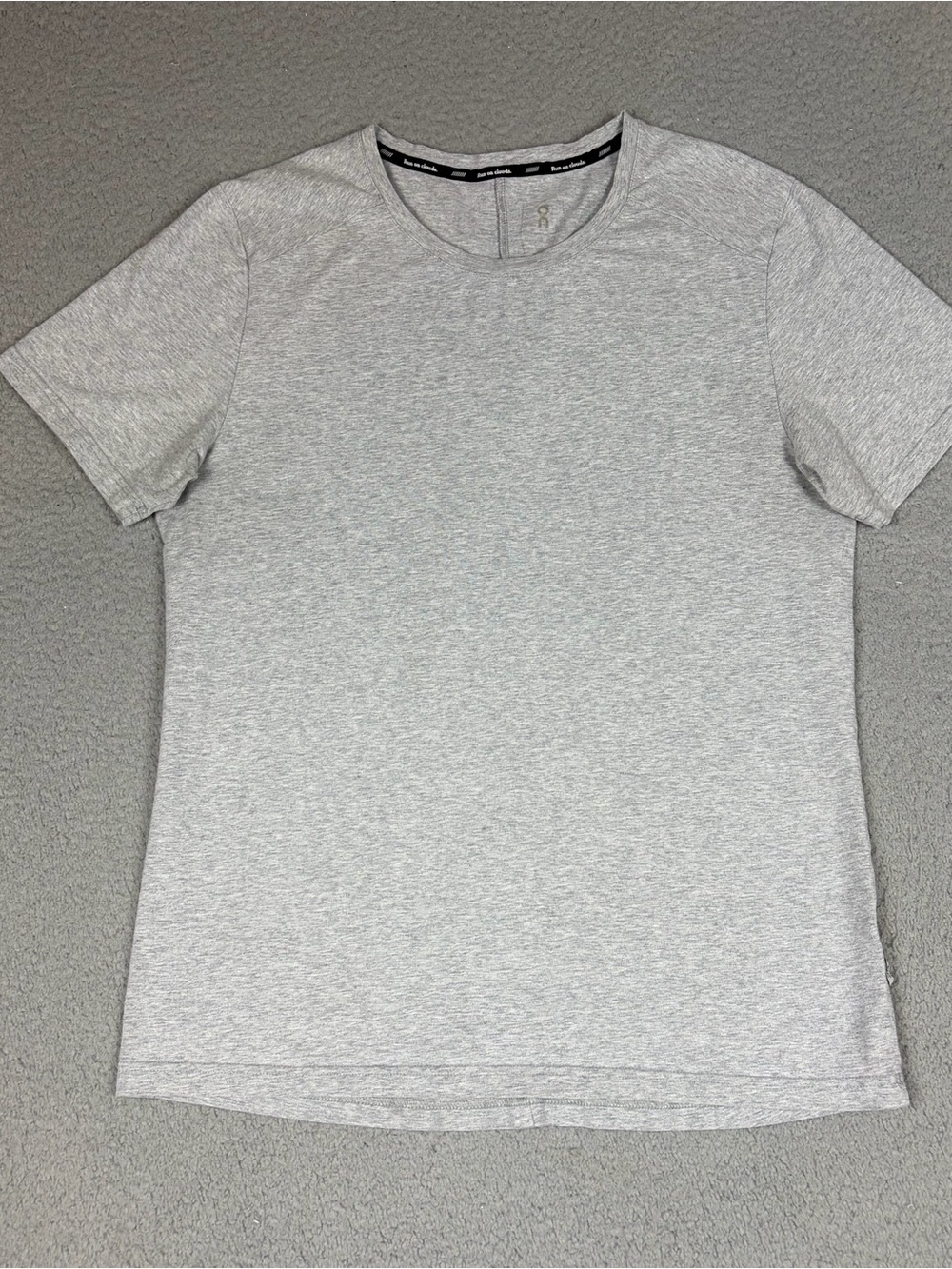 On Cloud Running Shirt Mens Light Gray Short Sleeve Crew Tee Lightweight